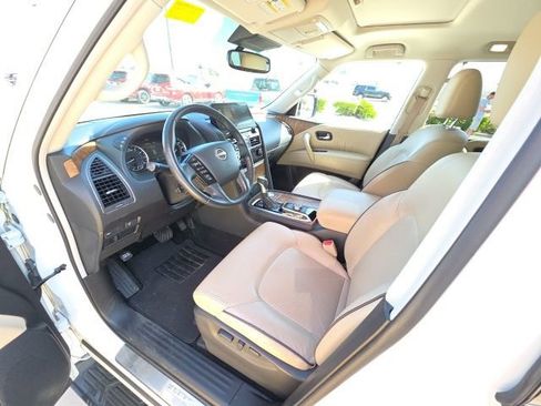 Used 2022 Nissan Armada SL w/ Captain's Chairs Package image 13