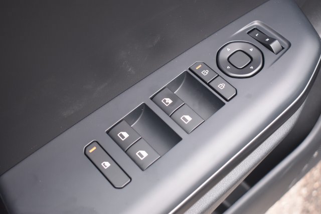 New 2026 Kia K4 FWD image 18