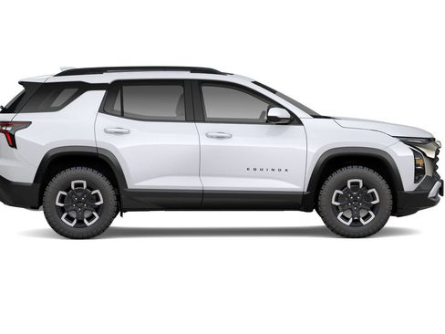 New 2026 Chevrolet Equinox ACTIV w/ Convenience Package III FWD image 61