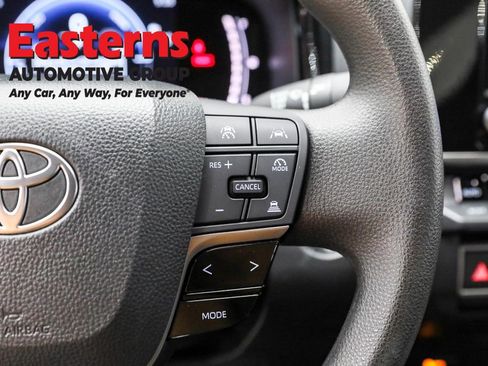 Used 2025 Toyota Camry LE image 16