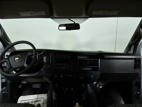 New 2025 Chevrolet Express 3500 Work Van w/ Driver Convenience Package image 18