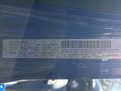 Used 2019 Jeep Wrangler Unlimited Rubicon w/ Dual Top Group image 32