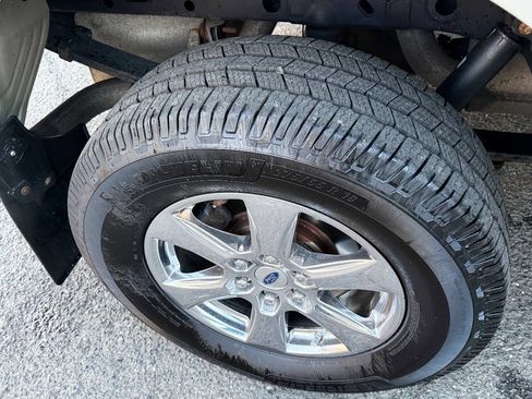 Used 2018 Ford F150 XLT w/ Equipment Group 302A Luxury image 22