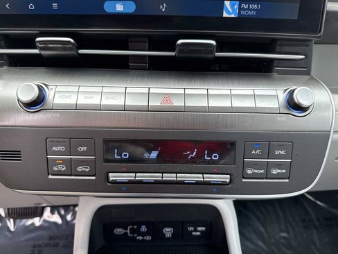 Used 2024 Hyundai Kona SEL FWD image 28