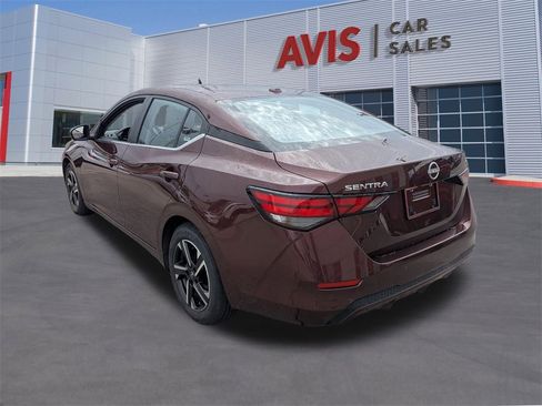 Used 2024 Nissan Sentra SV image 9