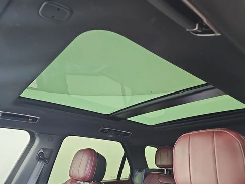 Used 2023 Land Rover Range Rover Sport SE Dynamic image 12