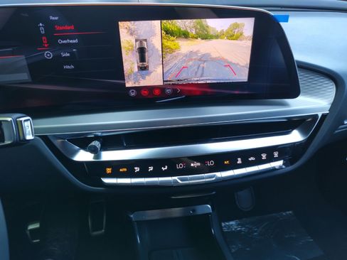 New 2026 Cadillac Lyriq V w/ LPO, Bronce Accent Package image 18