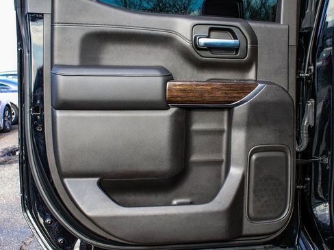 Used 2020 GMC Sierra 1500 Elevation w/ Elevation Value Package image 11