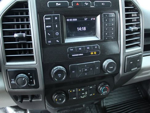 Used 2022 Ford F250 XL w/ Power Equipment Group image 29