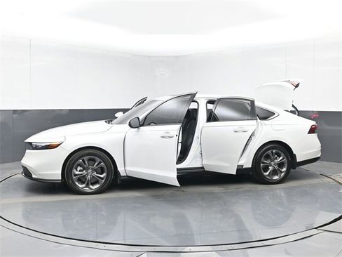 Used 2023 Honda Accord EX-L image 52