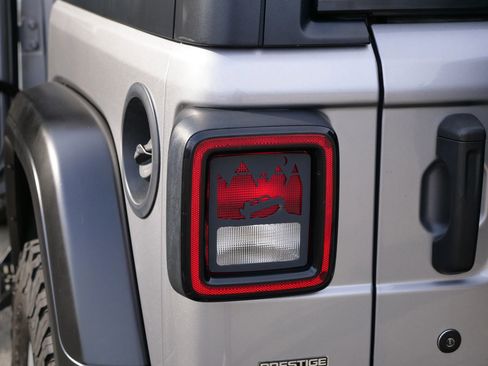 Used 2019 Jeep Wrangler Unlimited Sport S AWD/4WD image 35