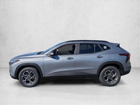 New 2026 Chevrolet Trax LT w/ Sunroof Package image 5