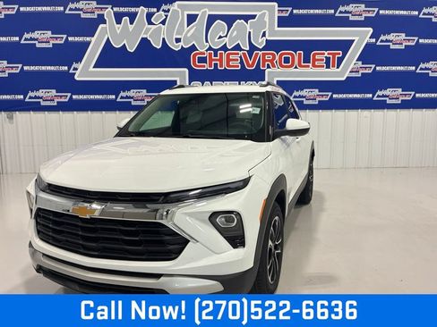 Used 2024 Chevrolet TrailBlazer LT FWD image 1
