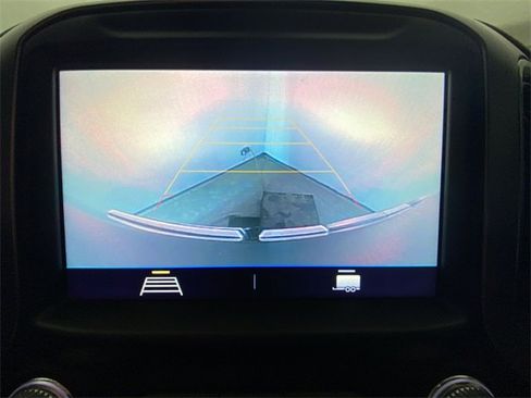 Used 2019 GMC Sierra 1500 Elevation image 17