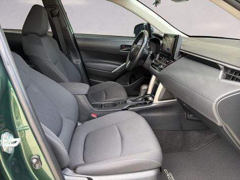Used 2023 Toyota Corolla Cross LE image 15