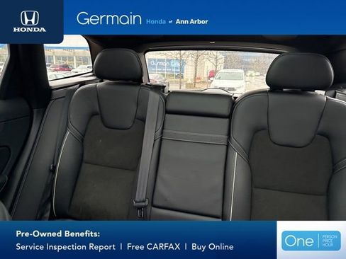 Used 2018 Volvo XC60 T6 R-Design w/ Convenience Package image 32