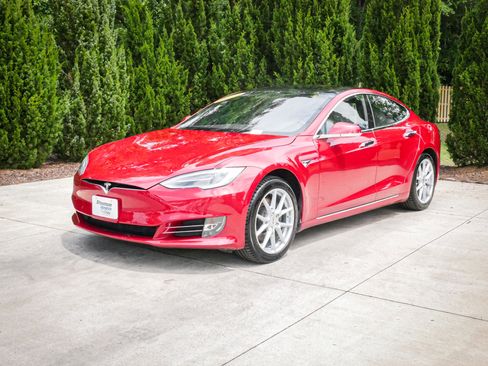 Used 2021 Tesla Model S Long Range Plus AWD/4WD image 5