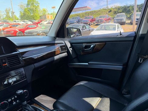 Used 2010 Mercedes-Benz GLK 350 2WD image 22