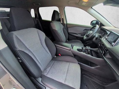 Used 2021 Nissan Rogue S FWD image 18