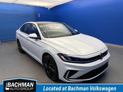 Used 2025 Volkswagen Jetta SE