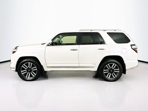 Used 2018 Toyota 4Runner Limited AWD/4WD image 4