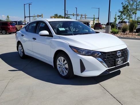 New 2025 Nissan Sentra S image 4