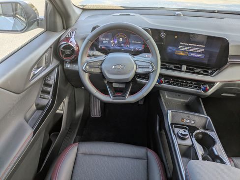 New 2026 Chevrolet Equinox RS image 16