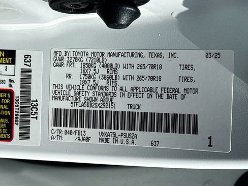 Used 2025 Toyota Tundra SR5 w/ SR5 Convenience Package AWD/4WD image 31
