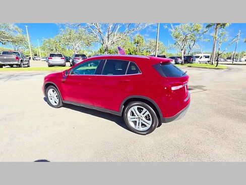 Used 2020 Mercedes-Benz GLA 250 GLA 250 image 42