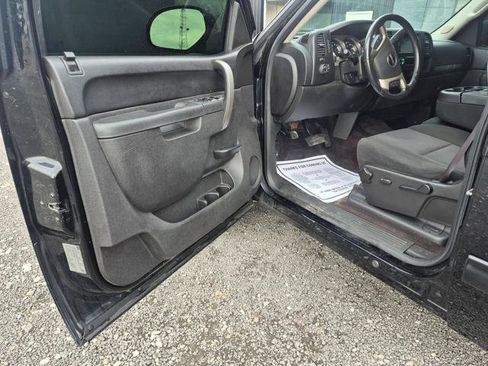 Used 2013 GMC Sierra 1500 SLE w/ Power Tech Package image 8