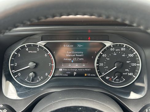 Certified 2023 Nissan Rogue SV w/ SV Premium B Package image 17