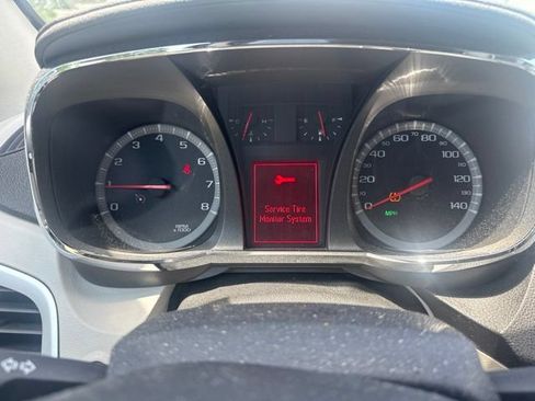 Used 2017 GMC Terrain SLE w/ Driver Alert Package I FWD image 6