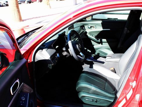 Used 2023 Acura Integra A-Spec image 11