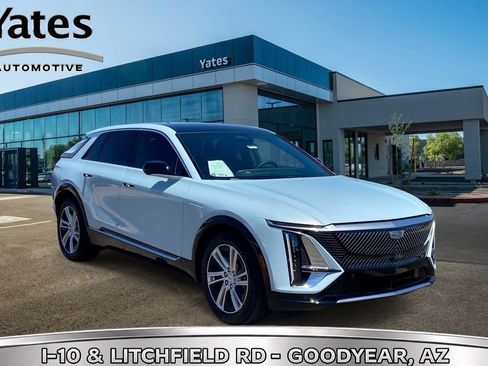 Used 2024 Cadillac Lyriq Tech RWD image 1