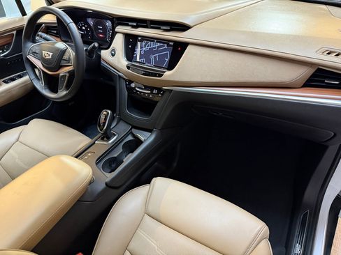 Used 2018 Cadillac XT5 Platinum w/ Driver Assist Package image 50