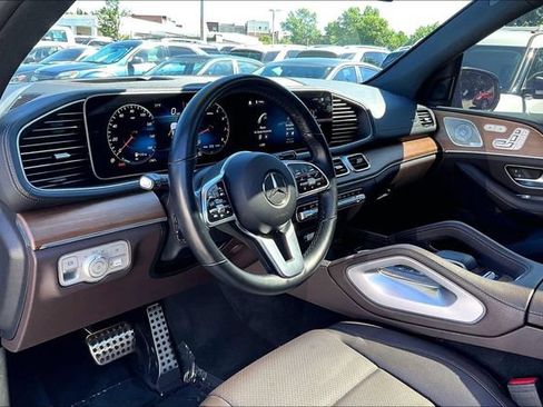 Used 2023 Mercedes-Benz GLS 450 4MATIC image 14
