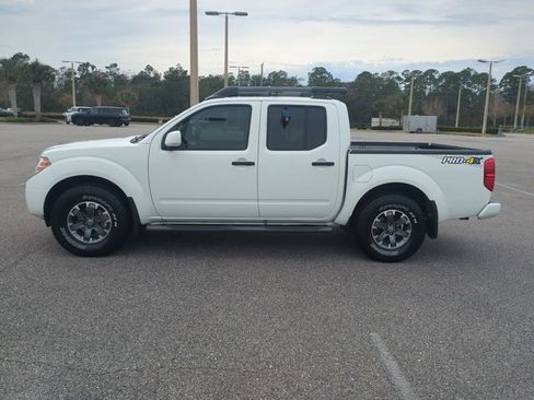 Certified 2021 Nissan Frontier PRO-4X w/ Pro-4x Utility Package image 7