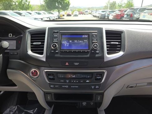 Certified 2019 Honda Ridgeline RTL image 23