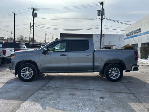 Used 2025 Chevrolet Silverado 1500 LT image 8