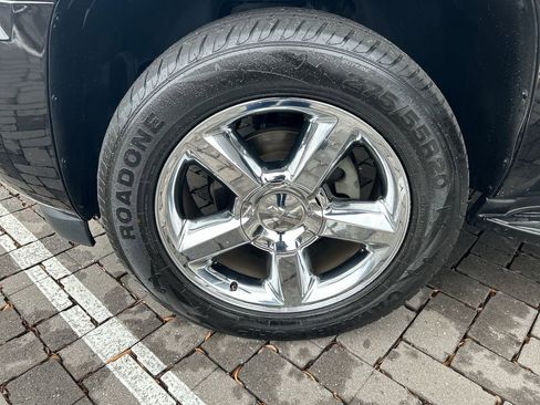 Used 2013 Chevrolet Tahoe LTZ image 28