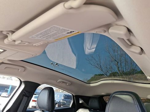 Used 2021 Ford Mustang Mach-E Premium image 16