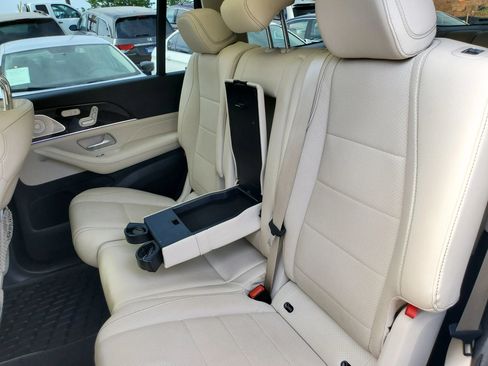 Used 2022 Mercedes-Benz GLS 450 4MATIC image 35