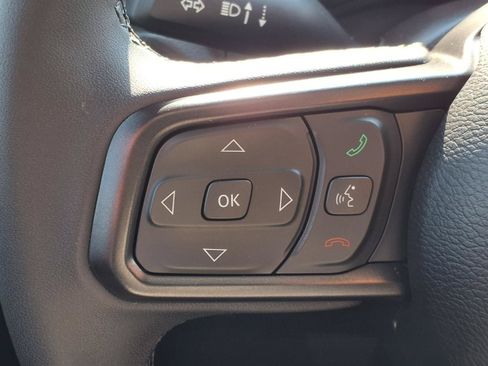 Used 2023 Jeep Gladiator Sport AWD/4WD image 13