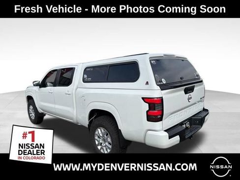 Used 2022 Nissan Frontier SV w/ Technology Package AWD/4WD image 1