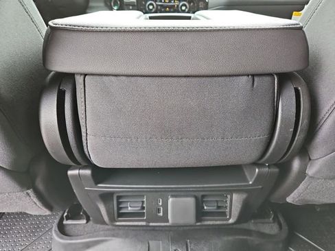 Certified 2026 Chevrolet Silverado 1500 LT w/ Texas Edition Plus image 22