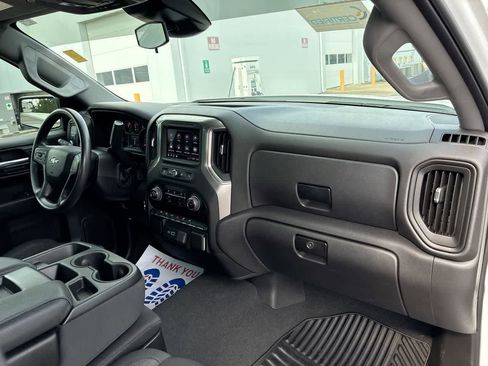 Used 2024 Chevrolet Silverado 1500 Custom image 27