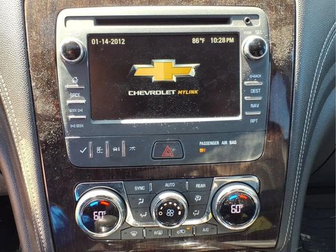Used 2017 Chevrolet Traverse LT AWD/4WD image 16