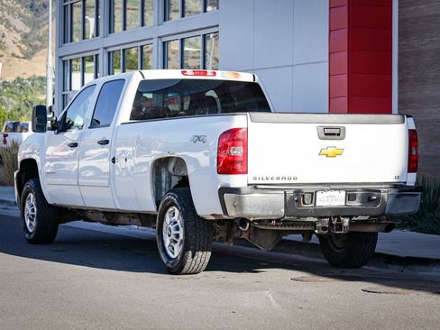 Used 2014 Chevrolet Silverado 2500 LT AWD/4WD image 6