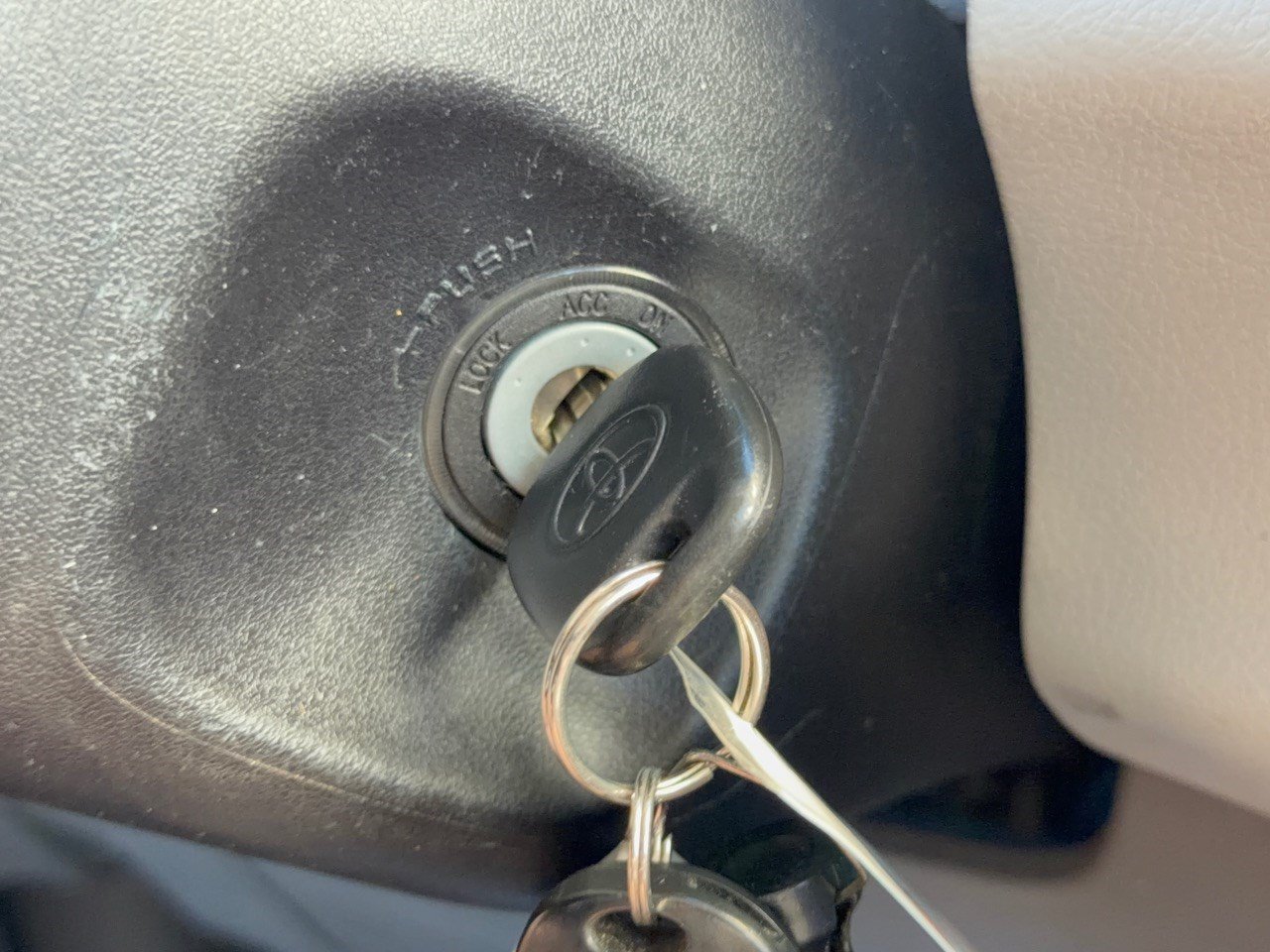 Used 2015 Toyota Sienna LE FWD image 20