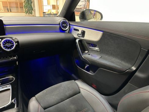 Certified 2024 Mercedes-Benz CLA 250 4MATIC image 9